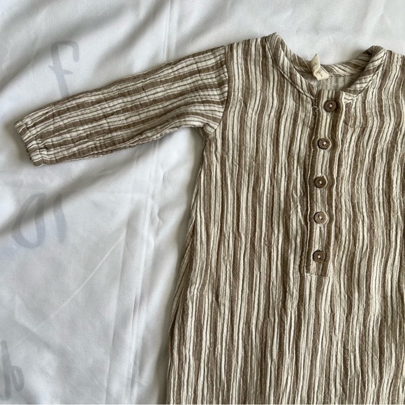 Quincy Mae Woven Long Sleeve Jumpsuit in Fern Stripe Size 0-3 Months - Picture 4 of 16